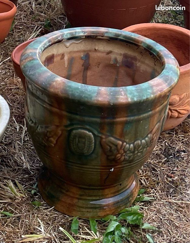 Cache pot terre cuite (image 1)