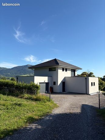 Maison contemporaine 120m2 - Terrain 840m2 - Vue montagne