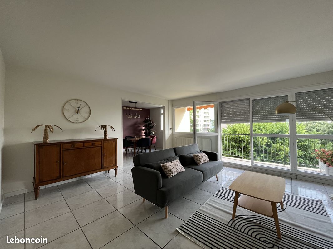 Appartement 4 pièces 84 m² · à Pau · 84 m² · 1 170 €