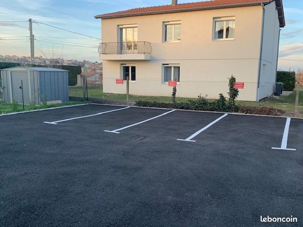 https://img.leboncoin.fr/api/v1/lbcpb1/images/0b/bc/b3/0bbcb3ecb7e4f1f72f2334fa8055dfb9ae1822f7.jpg?rule=ad-image
