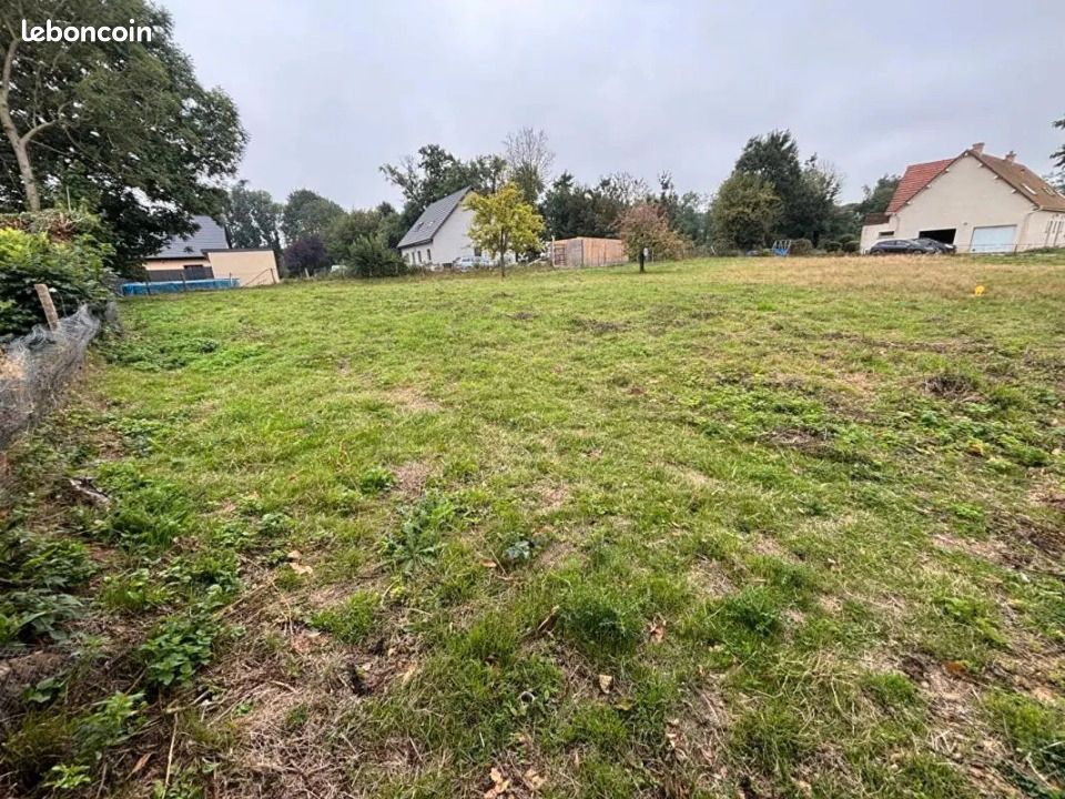 Terrain 839 m² · aux Trois-Pierres · 110 000 €