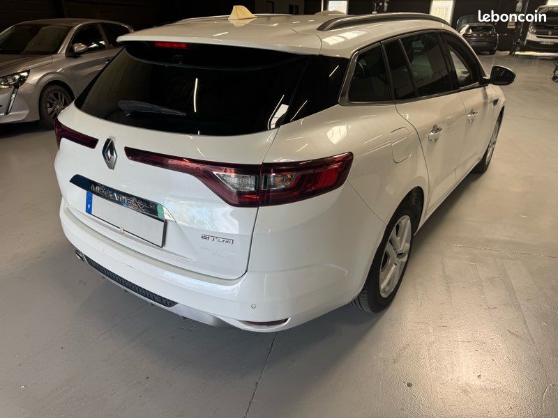 RENAULT MEGANE 4 Estate 1,5 dci 110 (image 4)