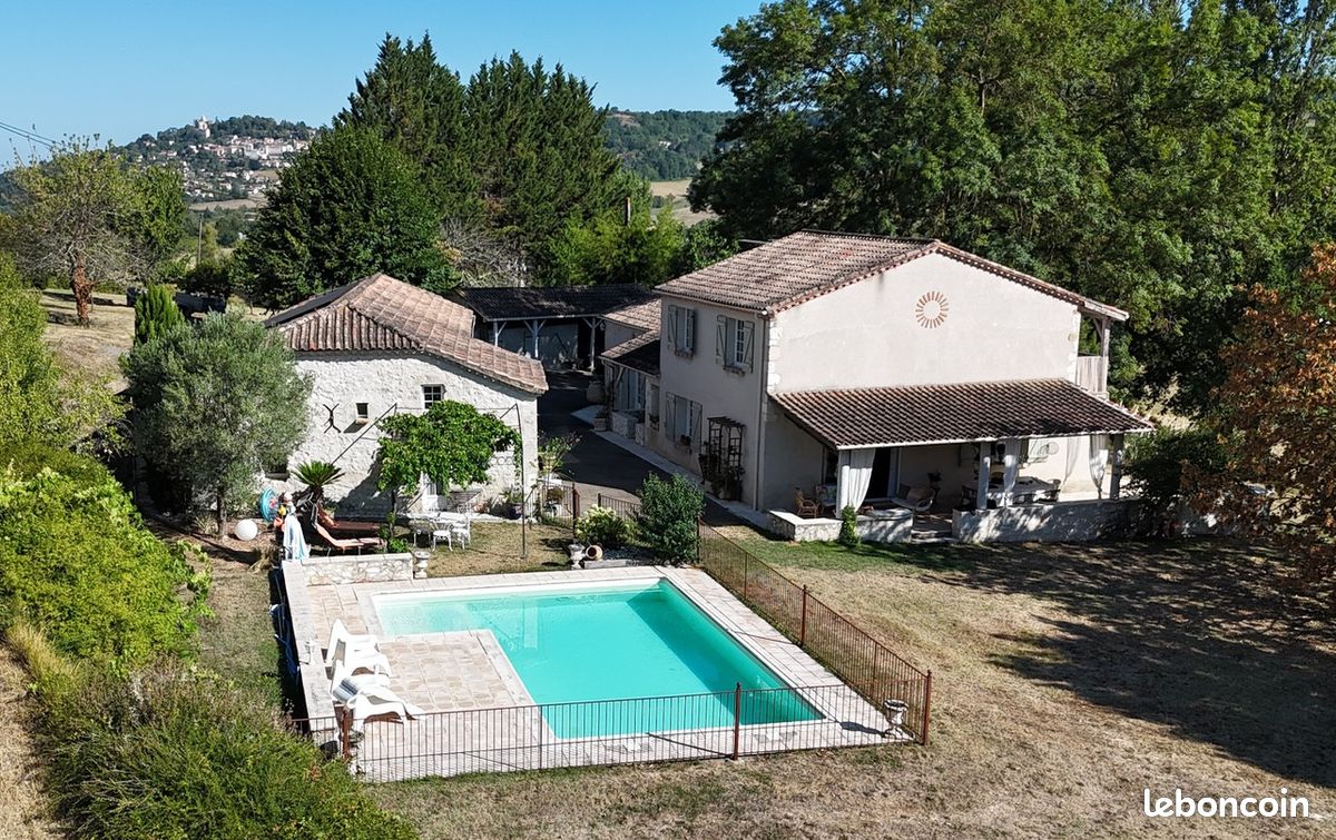 Maison 10 pièces 166 m² · à Villeneuve-sur-Lot · 166 m² · 525 000 €