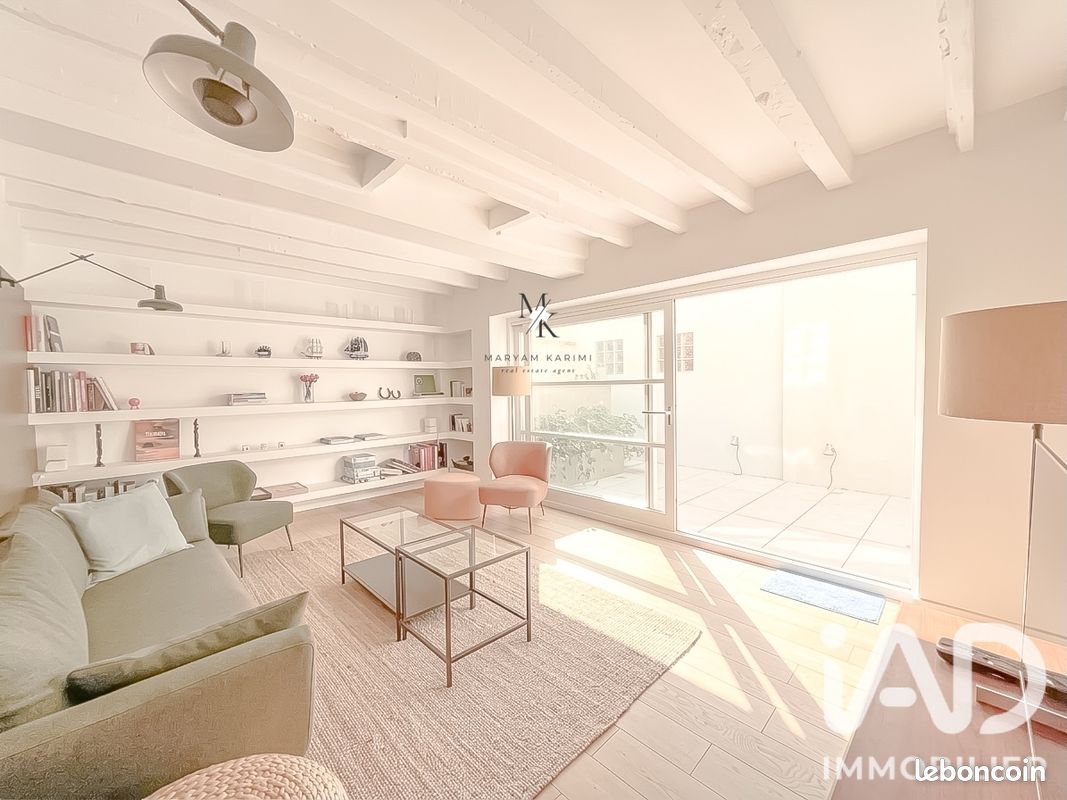Maison 8 pièces 145 m² · à Paris 15ème Arrondissement · 145 m² · 6 500 €/mois