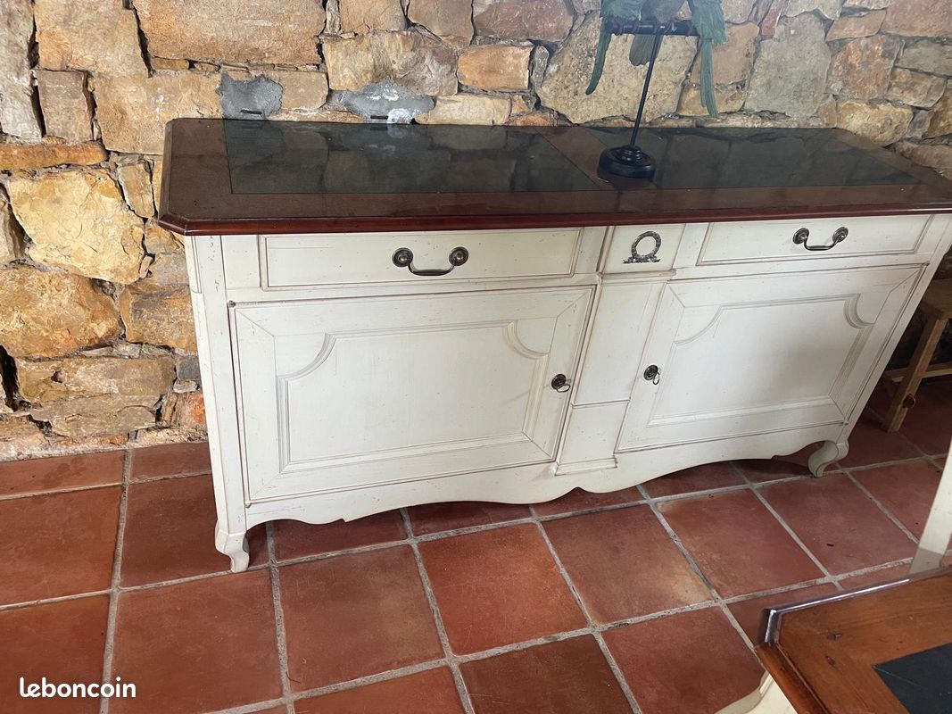 Table a manger (image 2)