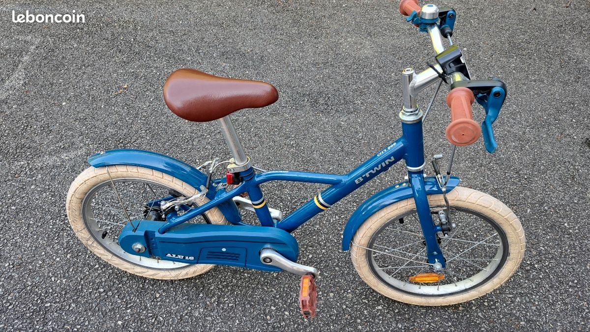Vélo enfant B'TWIN City 900 Alu 16 pouces 4-6 ans (image 2)