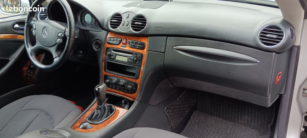 MERCEDES CLK Cabriolet 1.8 Elegance Kompressor 163Ch (image 7)