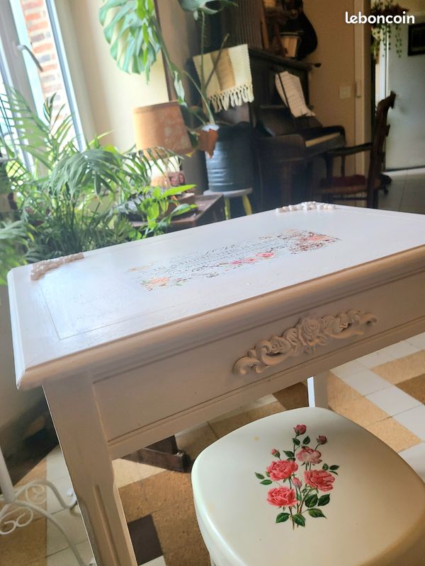 Coiffeuse en bois (image 6)