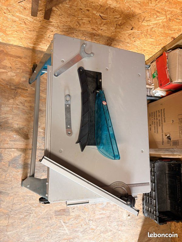 Scie sur table MAKITA 2712 – 2000W Ø315 mm (Très bon état, complète avec accessoires) (image 3)