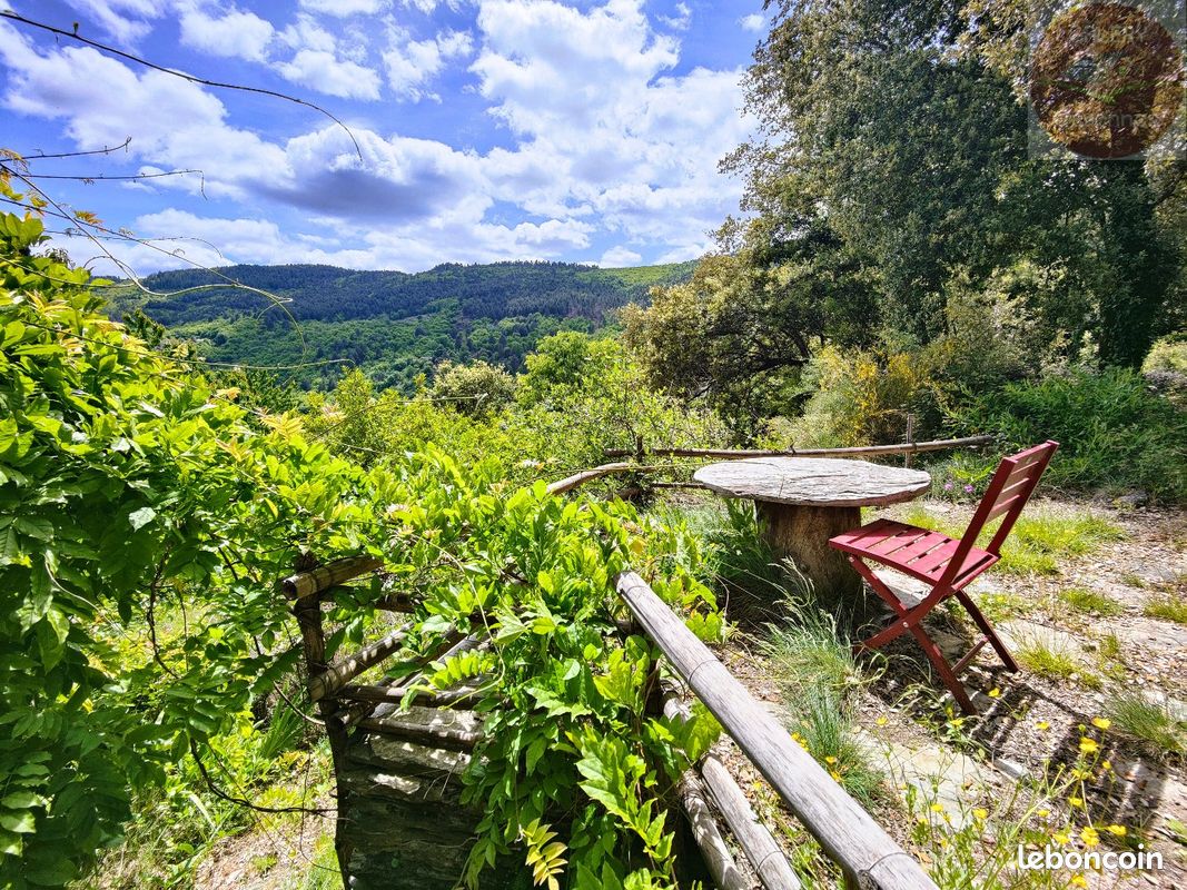 Maison 6 pièces 139 m² · à Saint-Germain-de-Calberte · 139 m² · 258 500 €