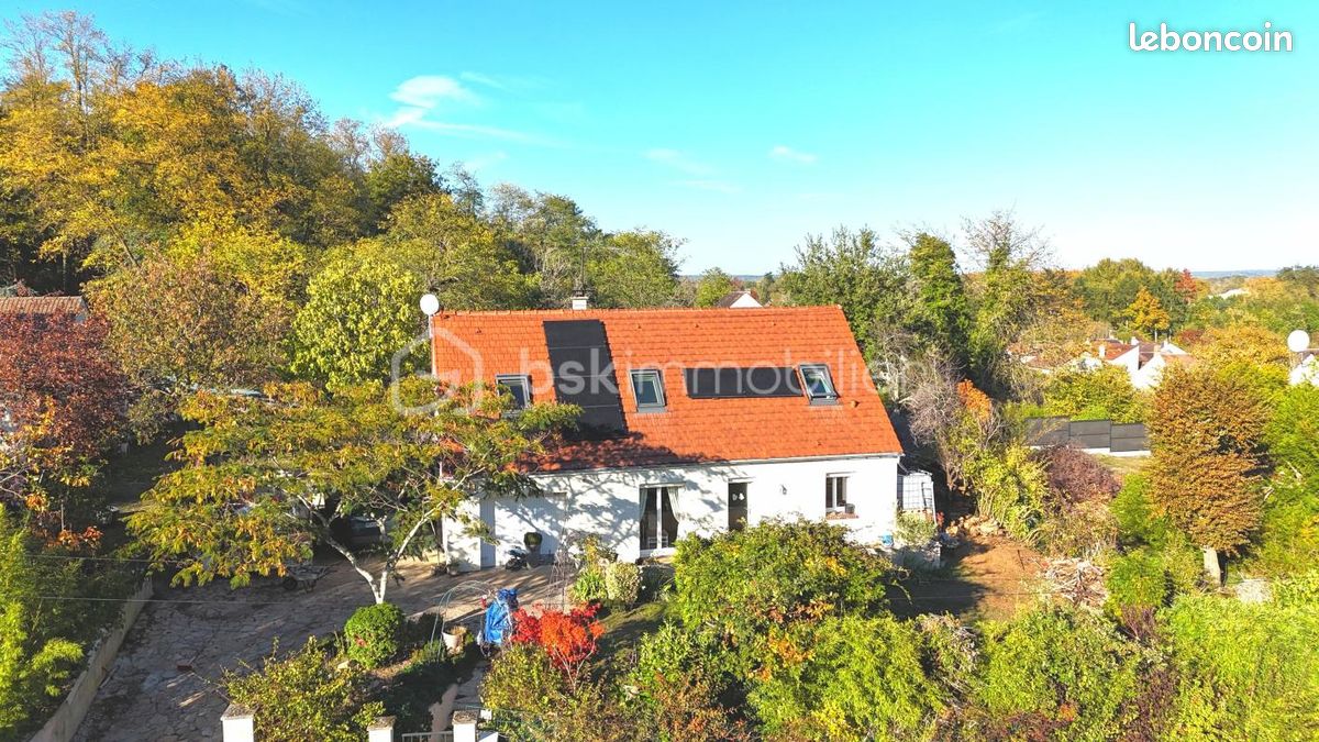Maison 6 pièces 120 m² · à Saint-Pierre-lès-Nemours · 120 m² · 315 000 €
