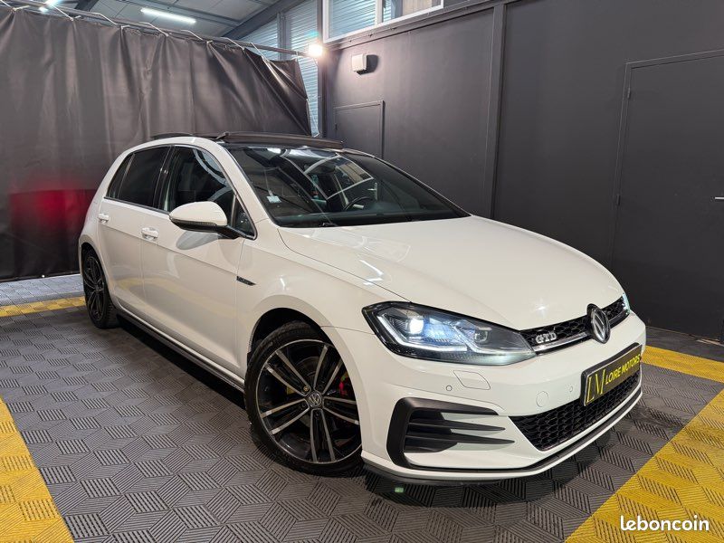 Volkswagen Golf 7 GTD 2.0 TDI 184 cv DSG7 Virtual Cockpit / Toit ouvrant / Caméra de recul (image 2)