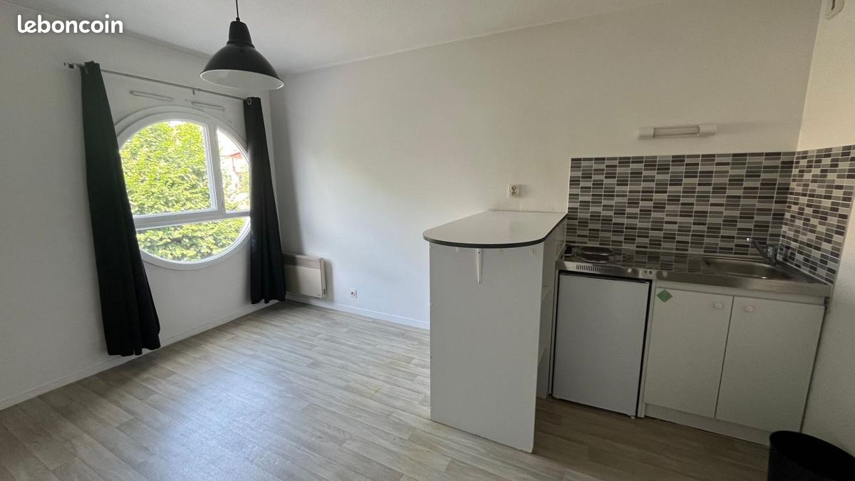 Appartement 1 pièce 18 m² · à Pau · 18 m² · 380 €