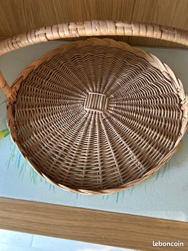 Plateau de service rond en rotin avec poignées pour décoration ottomane (grand 34 cm x 7 cm