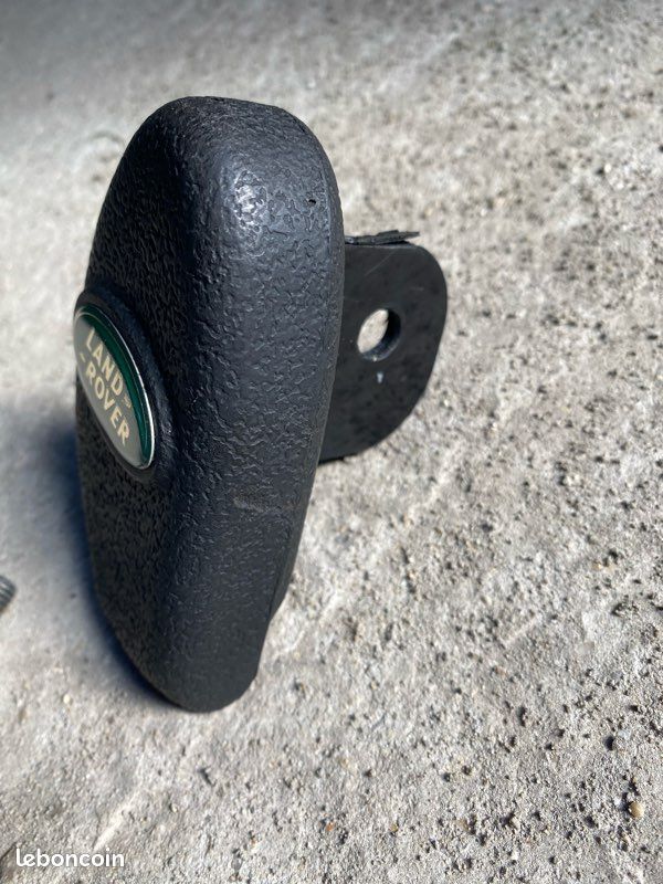 Cache fixation arceau de sécurité pour Land Rover Defender (image 2)
