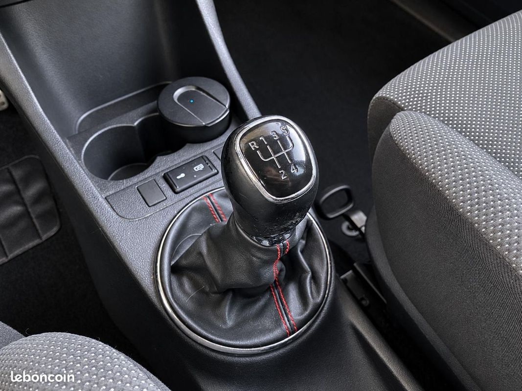 Skoda FABIA 1.6 TDI90 FAP MONTE-CARLO 2 (image 11)