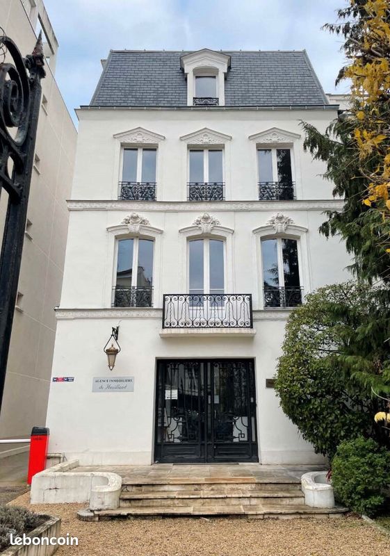 Maison 7 pièces 280 m² · à Saint-Cloud · 280 m² · 1 570 000 €