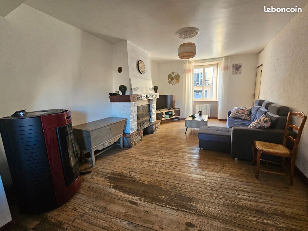 Maison 4 pièces 71 m² · à Saint Geniez d'Olt et d'Aubrac · 71 m² · 135 000 €