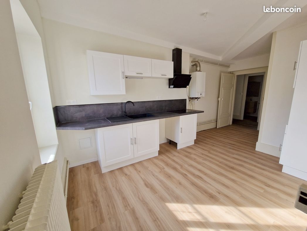 Appartement 5 pièces 169 m² · à Lunéville · 169 m² · 835 €/mois