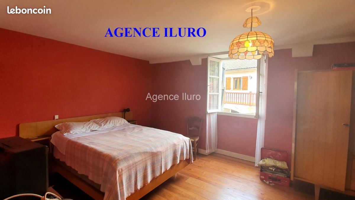 Maison 9 pièces 175 m² - Oloron-Sainte-Marie 64400 (image principale 10)