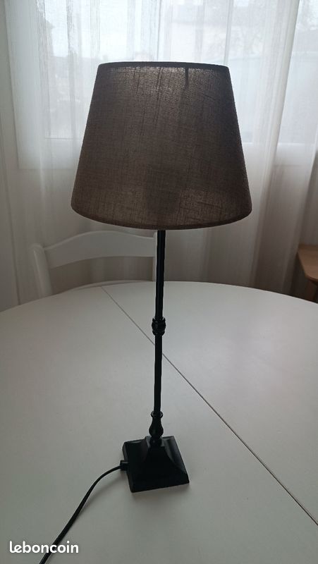 Lampe de chevet (image 1)