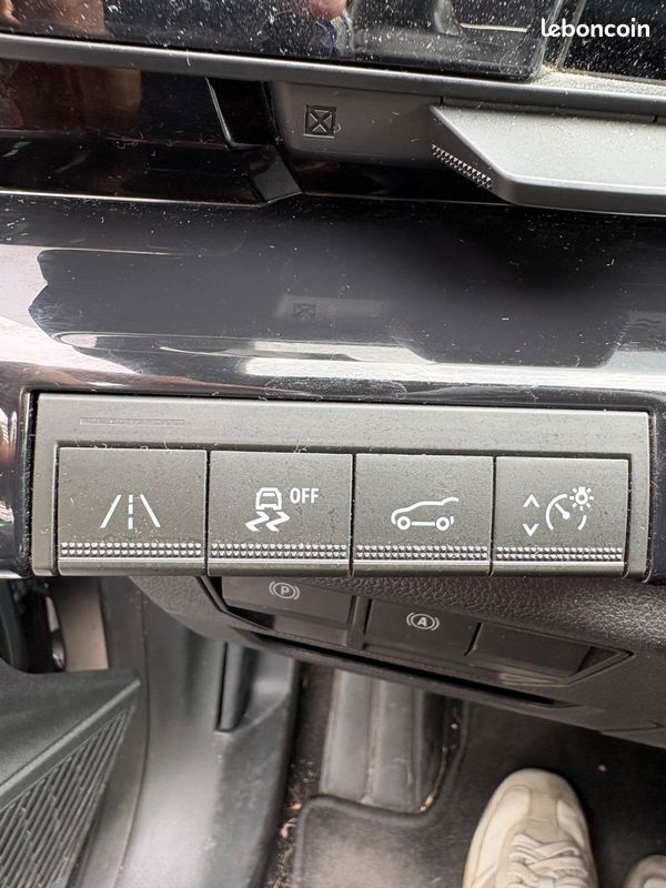 RENAULT Austral 1.2 E-TECH 200 130 CH FULL-HYBRID HYBRID 1.7KWH ESPRIT ALPINE BVA (image 29)