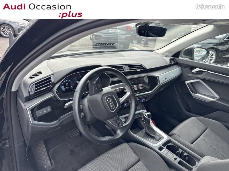 Audi Q3 35 TFSI 150ch Design S tronic 7 (image 7)