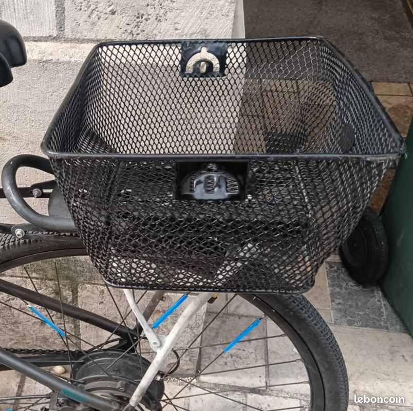 Porte bagage et panier (image 1)