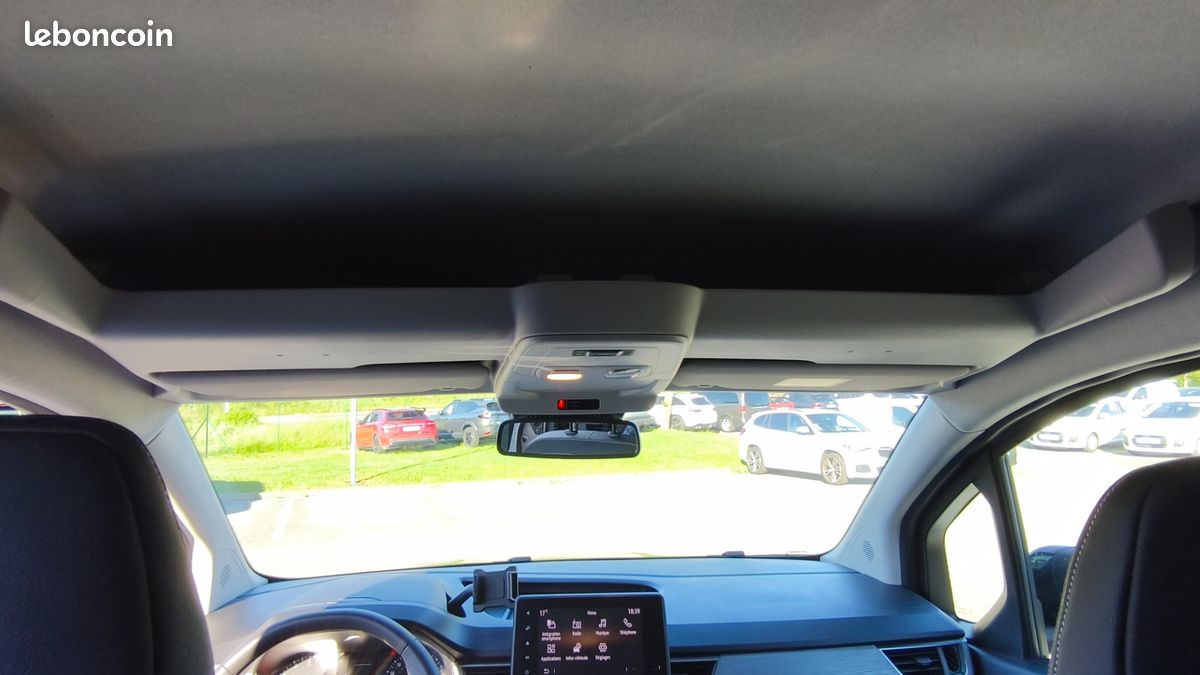 Renault Kangoo III 1.3 TCE 130 TECHNO + attelage (image 14)