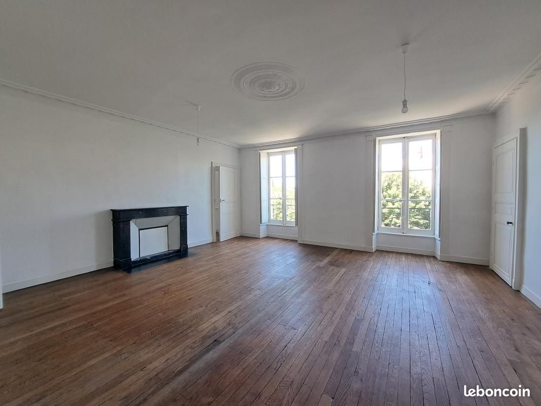 Appartement 4 pièces 130 m² · à Nantes · 130 m² · 1 270 €/mois
