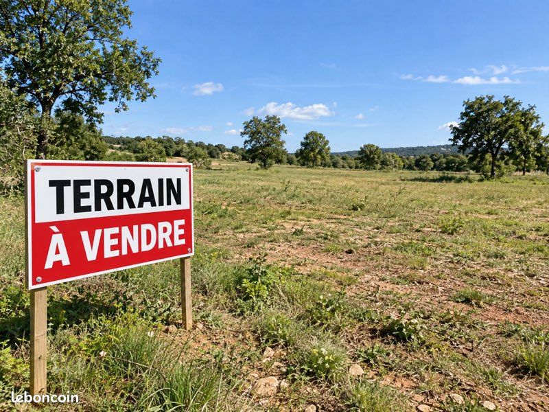 Terrain constructible - 855m2 - Moelan sur mer · à Moëlan-sur-Mer · 129 000 €