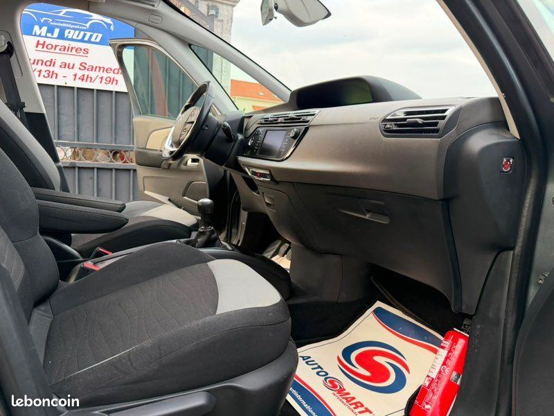 Citroën c4 picasso ii 1.2 i 130ch/ 122000 km/ distribution neuf / garantie (image 4)