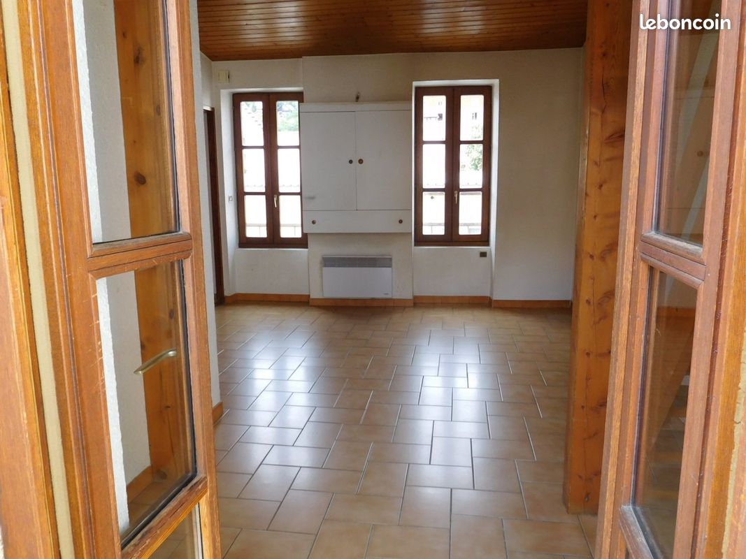 Appartement 1 pièce 26 m² · à Embrun · 26 m² · 350 €