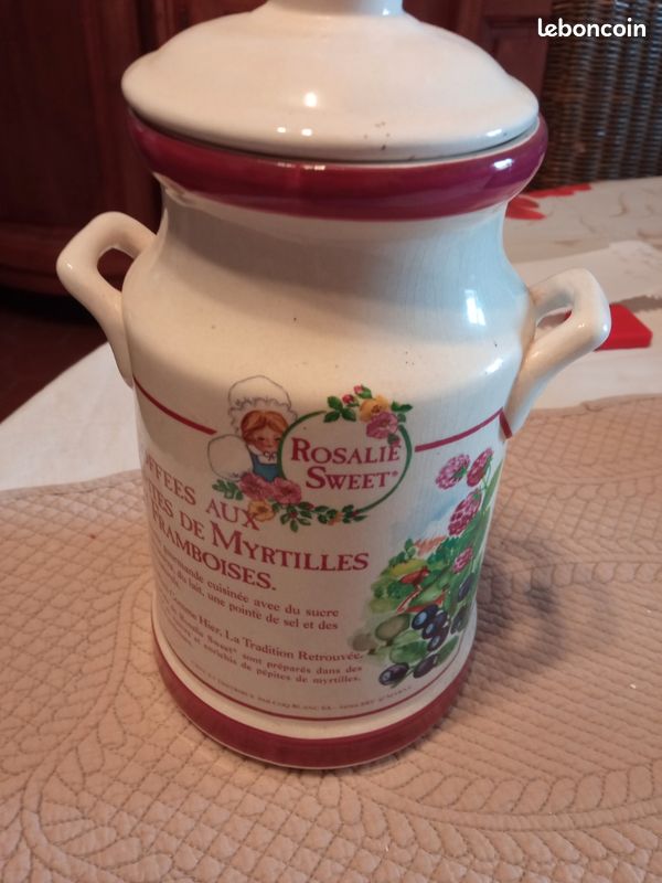 Ancien pot en faïence pour biscuit ou confiserie (image 1)