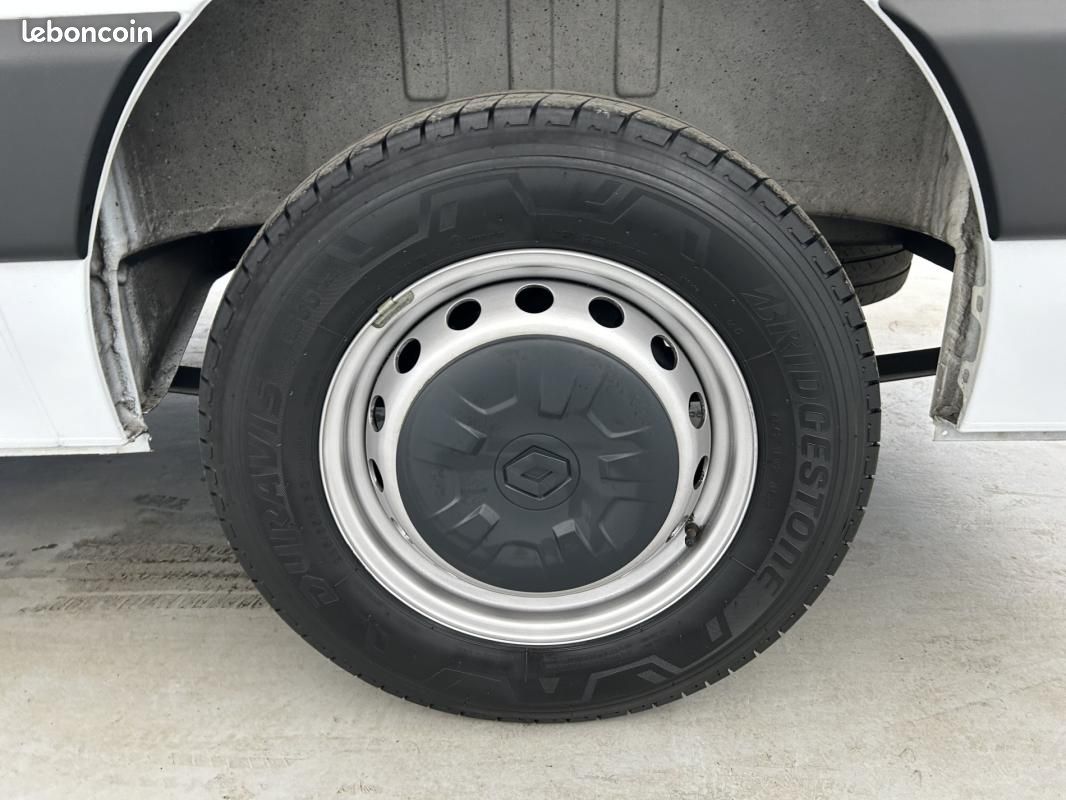 Renault Master FOURGON FGN TRAC F3500 L3H3 BLUE DCI 135 CONFORT AVEC KIT BOIS (image 22)