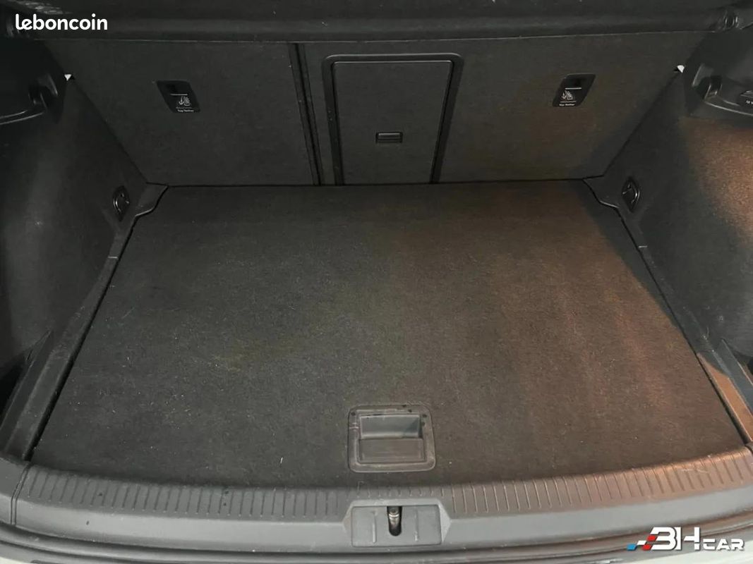 Volkswagen Golf 7 (5 portes) VII 1.6 TDI 105ch BlueMotion Technology FAP Lounge BVM5 (image 14)