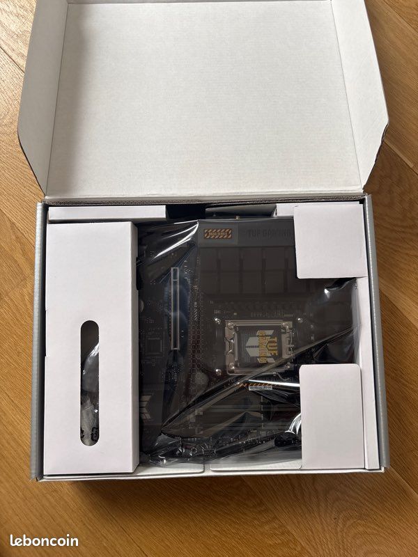 Carte mère asus tuf gaming B650-plus wifi (image 2)