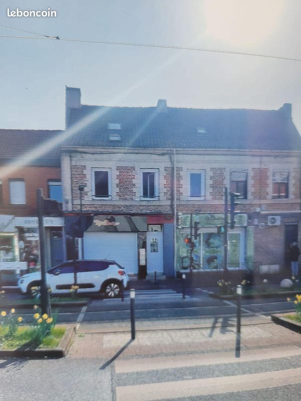 Immeuble 130 m² · à Bruay-sur-l'Escaut · 130 m² · 163 530 €