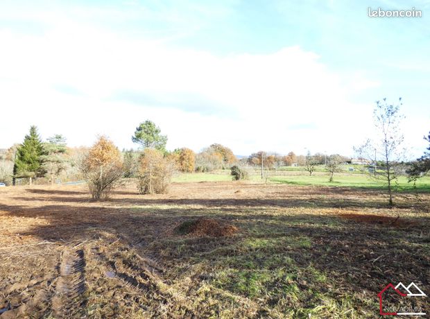 Terrain 4846 m² Limeyrat