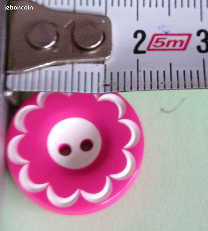 Lot De 16 Boutons Vintage Camaïeu Rose - Diamètre 1,5 Cm, Réf. 984, Origine France