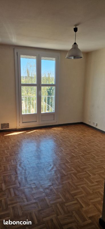 Appartement 1 pièce 33 m² · à Limoges · 33 m² · 390 €