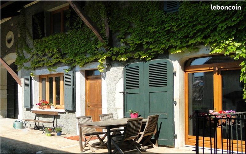 Maison 6 pièces 240 m² (image 1)