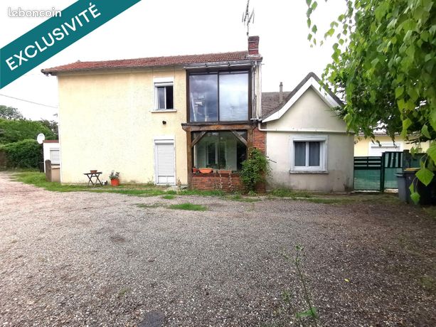 Immeuble 163 m² SAINT-OUEN-L'AUMONE