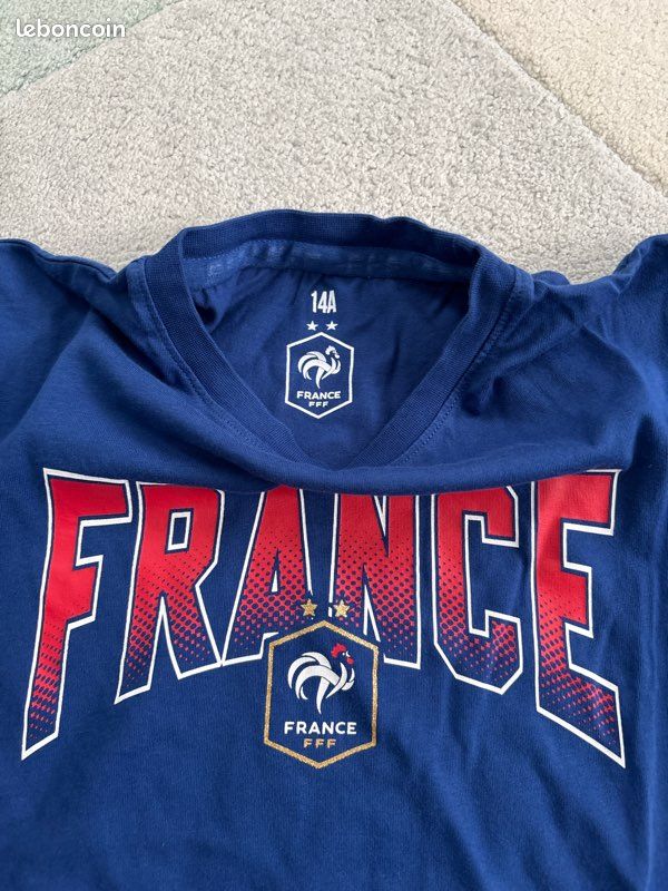 Tee shirt manches courtes : Achat occasion | T-shirts (bébé) Hugo Boss Bleu 18 mois (80-86 cm) Neuf, avec étiquette