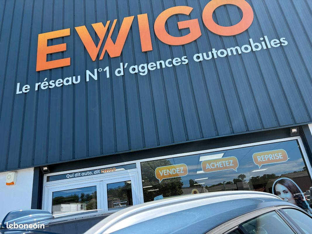 VOLVO XC40 D3 ADBLUE 150CH INSCRIPTION GEARTRONIc 8 (image 7)