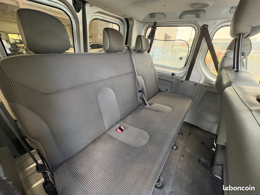 OPEL Vivaro Combi 2.0 D 90ch C1 Pack Clim - 2011 - 209 248 km (image 15)