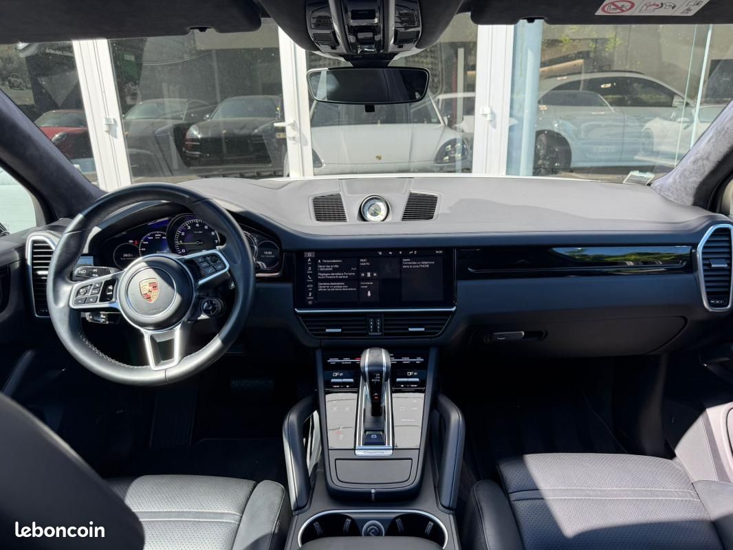 Porsche Cayenne E-Hybrid 3.0 V6 462 ch Tiptronic BVA (image 9)