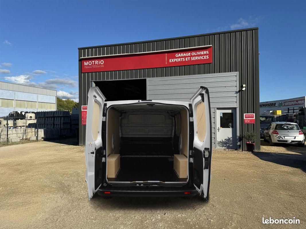Renault Trafic Van L2H1 Advance 3T Blue dCI 130 - Leasing (image 2)