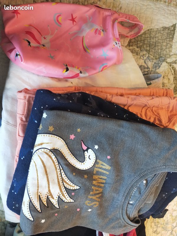 Lot de vêtements fille 6 ans (image 3)