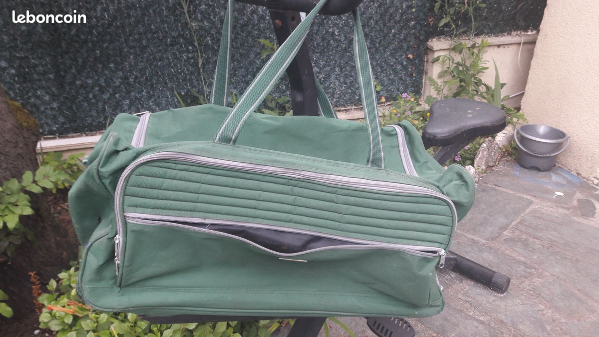 Sac de voyage (image 1)